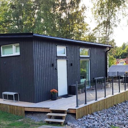 Cabin In The Woods, Close To Lake Maelaren Eskilstuna Exteriér fotografie