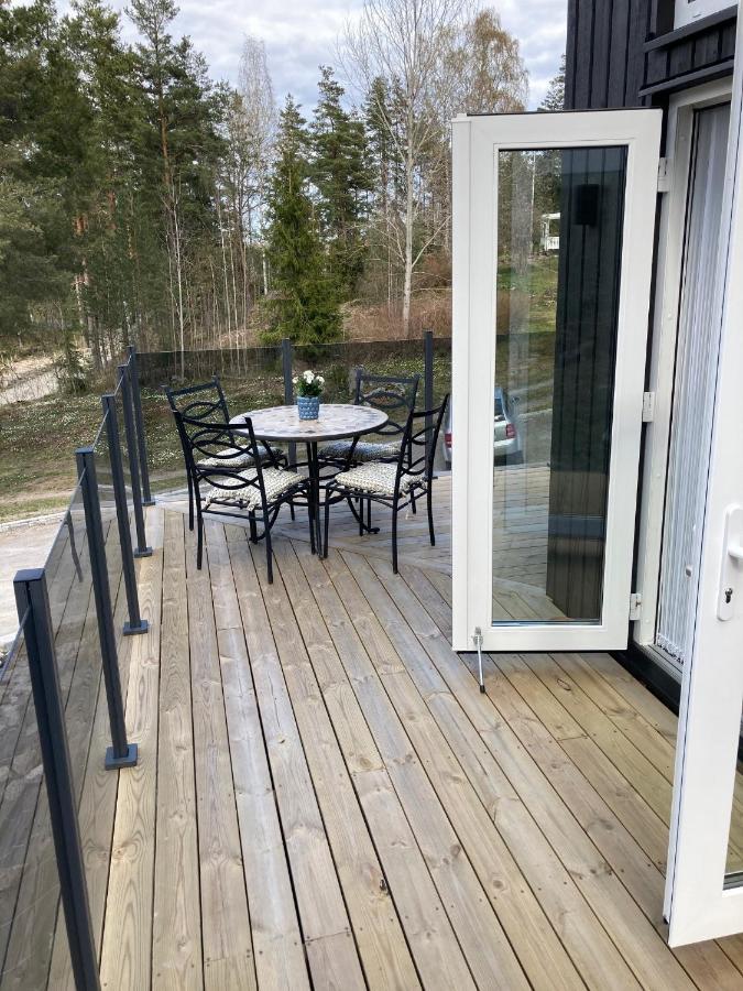 Cabin In The Woods, Close To Lake Maelaren Eskilstuna Exteriér fotografie