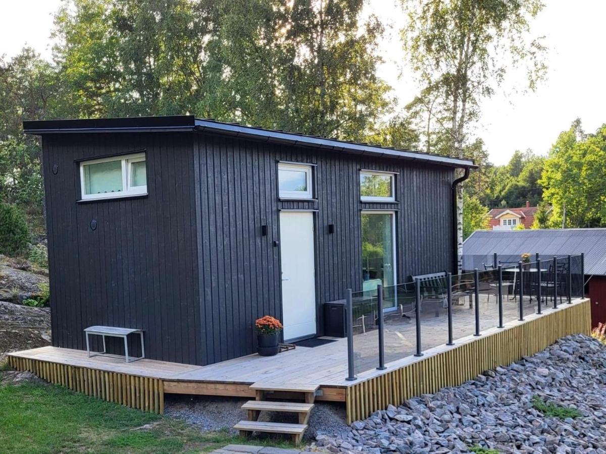 Cabin In The Woods, Close To Lake Maelaren Eskilstuna Exteriér fotografie